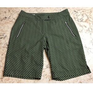 Annika by cutter & buck golf shorts size 8